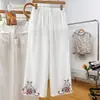 Pantalones de mujer de algodón y lino de verano, nuevos pantalones verdes bordados estilo chino, pantalones finos de algodón y lino de pierna ancha para mujer, nuevo estilo para madres