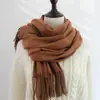 Bufanda de Color Sólido Rojo Brillante Rojo Chino Otoño e Invierno Versión Coreana Chal Largo Versátil con Protección para el Cuello para Calidez Reunión Anual de la Empresa