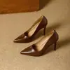 Tacones Altos de Tacón Fino 2026 Primavera Nuevo Estilo Francés Color Sólido Punta Fina Piel Suave Elegantes para Commuter Sin Cierre Boca Baja Zapatos de Salón