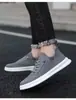 Zapatos de Malla de Verano, Zapatos de Running Transpirables Tejidos con Hilo, Suela Suave, Zapatos Bajos Finos para Hombre, Zapatos Deportivos Casuales sin Cordones