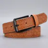 Fivela de Liga de Zinco Cinto Masculino Embossado Casual Business Fivela de Pino Cinto de Couro Cinto Masculino de PU Cinto Masculino Popular Atacado