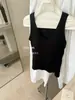 XIA'X Xia Xia Chica Versátil Cómodo Adelgazante Cuello en U con Almohadillas en el Pecho Copa Integrada Color Sólido Tirantes Finos Camiseta sin Mangas Espalda Hermosa Ropa Interior