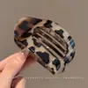 Pinza para el cabello con forma de concha para mujer, una herramienta mágica para peinar el cabello en la parte posterior de la cabeza, pinza plana curva para coleta que no lastima la cabeza, un accesorio de alta gama para el cabello