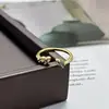 Anillo Abierto Medieval Francés Retro con Diamantes Completos, Moderno y de Alta Gama, Diseño de Nicho, Exquisitos Accesorios de Diamante para Mujer