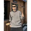 Suéter Jersey de Cuello Redondo Color Block Hecho a Mano con Puntadas Estilo Old Money de Invierno con una Atmósfera Pesada para Hombres y Mujeres Parejas