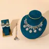 Collar con Borlas de Perlas, Flor de Pedrería, Aretes y Cadena para la Frente de Estilo Étnico Indio Transfronterizo, Joyería de Moda, Juego de Tres Piezas