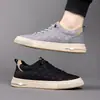 Otoño 2026 Nuevos Zapatos de Skate para Hombre Antideslizantes Modernos Versátiles Deportivos Casuales Hombres Transpirables Suela Gruesa Zapatos para Hombre Venta al por Mayor