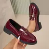 Zapatos Pequeños de Cuero Estilo Británico para Mujer 2026 Nuevos Primavera/Otoño Retro Tacón Grueso Punta Fina Suela Suave Tacón Oculto Zapatos de Una Sola Pieza Tacón Plano para Mujer