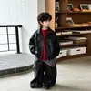 Chaqueta de Cuero de Otoño para Niños 2026 Nuevo Modelo para Niños Mayores, Estilo Primavera y Otoño, Chaqueta de Cuero de Motocicleta Elegante y Genial para Niños