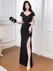 Vestido de Noche Negro de Manga Corta con Cuello en V y Diseño Cruzado Hueco, Ajustado, que se Adapta a la Cadera, Abertura, Vestido Largo de Cola de Pez, Vestido de Banquete