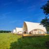 Tenda de Vela Hotel Glamping Acampamento Resort Cênico Parque para Família e Crianças Pastagem Acomodação Familiar Pousada Montagem ao Ar Livre