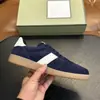 Zapatos casuales de retazos de cuero y gamuza estilo alemán para hombre, TF transfronterizos blancos con ribete negro, suela de goma, estilo retro