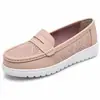 Directo de fábrica, nuevos mocasines planos de primavera/verano de talla grande, zapatos casuales huecos para mujer, mocasines, zapatos de suela de goma para mamá