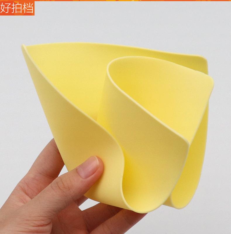 硅胶小黄皮_02.jpg