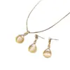 Diseño de Pendientes de Ojo de Gato Incrustados de Diamantes, Pendientes de Verano de Alta Gama, Lujo Ligero de Nicho, Pendientes y Accesorios Versátiles de Alta Gama