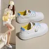 Zapatos Blancos de Suela Gruesa para Mujer 2025 Primavera y Verano Nuevo Estilo Estilo Universitario Bloqueo de Color Versátiles de Moda Casual Zapatos Deportivos para Estudiantes Mujeres