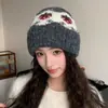 Gorro de Punto Fair Isle Retro 2026 para Mujer, Cálido de Invierno, Estilo Fresa Lindo, Gorro Tejido Adelgazante