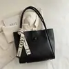 Bolso de Mano Versátil Retro para Mujer, Bolso de Almacenamiento de Moda, Bolso Tote de Nicho Estilo Coreano, Bolso de Viaje a la Moda