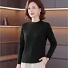 Camisa básica feminina de manga comprida com gola alta meia, nova moda 2026 para mulheres de meia-idade, camiseta de gola média com mangas compridas, para puxar por cima da cabeça