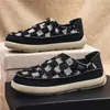 Calçados Masculinos de Verão Novos, Respiráveis, Tamanho Grande 45, Estilo Birkenstock, Slip-On, Loafers de Peça Única, Dropshipping