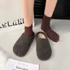 Tamaño pequeño 2026 Otoño Cubrecabezas Zapatillas de Casa Medias Zapatos Casuales Cómodos para Mujer Persona Perezosa al Aire Libre Nuevas Zapatillas de Algodón Versátiles