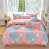 Conjunto de cuatro piezas de cachemira para planta, estilo nórdico, juego de tres piezas de sábana cepillada agradable al tacto, juego de ropa de cama, funda de edredón para dormitorio de estudiante