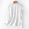 Camisa base de seda ecológica con cuello semi-alto personalizado para mujer, corte ajustado y fina, adecuada para otoño e invierno, se puede usar como capa interior con un top de cuello alto o como capa exterior con una camiseta de manga larga