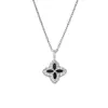 Collar de Cadena Hip-Hop de Tendencia Personalizado para Hombres y Mujeres, Colgante de Flor de Cuatro Hojas Ins Verde con Circonita, Galvanizado en Oro Real, Europeo y Americano