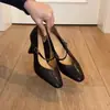 Zapatos Mary Jane Cuadrados de Tacón Grueso Estilo Francés para Mujer, Nuevo Estilo Retro 2024 con Correa Única y Tacones Altos Bajos