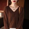 Otoño 2023 Nuevo jersey de mujer de color liso con cuello en V y aberturas de estilo coreano, suéter informal holgado de lana para uso diario