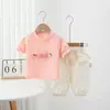 Conjunto de Verão Novo Desenho Animado para Meninas com Manga Curta, Conjunto Doce e Fofo de Blusa de Meia-Manga para Bebê Menina com Calça de Bolinhas, Conjunto Casual de Duas Peças