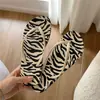 Nuevas Chanclas de Verano Populares para Mujer 2026 para Uso en Exteriores, Antideslizantes, Inodoras, Sencillas, Versátiles, Ultra Suaves, de Moda para la Playa y el Hogar