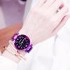 Reloj rojo súper popular en línea para estudiantes femeninas, tendencia de moda coreana simple, resistente al agua, con tono agitado y estrella, reloj para mujer.