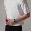 Nueva Camiseta de Punto para Hombre de Manga Corta de Verano con Cuello Henley, Tejido Retorcido, Holgada Casual Versátil Top de Cuello Redondo