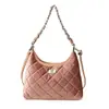 Bolsa Pequena de Corrente Simples de Inverno para Mulheres 2025 Nova Moda Acolchoada Bolsa Dumpling Estilosa Texturizada Bolsa Transversal para o Dia a Dia