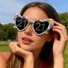 Gafas de Fiesta de Cumpleaños Transfronterizas Nuevas 2025 Moda Incrustaciones de Diamantes Perla Digital Corazón Hombres y Mujeres Decorativas Fotográficas Gafas de Sol