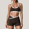 Conjunto de fitness de bloques de color europeo y americano de Amazon transfronterizo, conjunto de yoga, pantalones cortos deportivos para correr, top sin mangas de cuello halter, conjunto de dos piezas para mujer