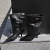 Botas de salto alto pretas pontudas com temperamento empilhadas 2026 novo estilo retrô botas de cano médio fivela de couro botas de outono e inverno botas curtas tendência