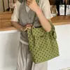 Bolso de hombro de lunares de gran capacidad, nuevo y moderno para 2026, para mujer, elegante y a la moda para ir al trabajo, en una hermosa paleta de colores Maillard