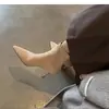 Bota elástica corta 2026 niño delgada delgada botas persona pequeña punta fina tacones altos mujer tacón fino botas nuevas botas cortas gamuza otoño invierno