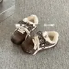 Tênis de Treino Alemão Super Grossos Quentes com Plus Veludo Feminino 2026 Novo Estilo Quente Casual Inverno Retro Sola Grossa Tênis de Plataforma Sapatos de Algodão de Duas Camadas