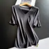 2026 Suéter de Punto de Lana sin Costuras de una Pieza Cuello en V Ajustado Manga Corta Camiseta Base Venta al por Mayor H20FS2377