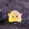 Novo produto transfronteiriço: paisagem miniatura criativa com monstrinhos que brilham no escuro, contas fofas, acessórios decorativos DIY e miniaturas de Halloween