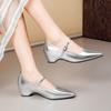 Sapatos Mary Jane com Salto Interno para Mulheres 202 Primavera e Verão Novo Estilo Estilo Francês Bico Quadrado Salto Grosso Sapatos para Roupa de Trabalho Casual Profissional