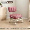 Taburete con Ruedas Giratorias para Abrir Paquetes, Taburete Bajo con Ruedas, Silla Estilo Crema, Taburete Pequeño para el Hogar para Limpiar Pisos, Acabado de Costuras y Organización de Artículos, Taburete Redondo