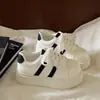 Zapatillas Deportivas de Encaje Azul para Mujer, Suela Gruesa, Aumentadoras de Altura, Otoño e Invierno 2026, Nuevos Mocasines Casuales Versátiles para Estudiantes