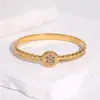 Pulseira Minimalista de Alto Padrão com Fecho de Aço Inoxidável Transfronteiriço com Design Geométrico de Espiga de Trigo e Cravação de Diamante, Elegante Pulseira de Aço Titânio de Luxo Leve de Nicho