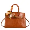 Bolso de mano de moda Otoño 2026 de alto valor nuevo de nicho simple bandolera bolso tote cruzado de gran capacidad