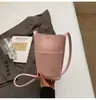 Bolso Cuadrado Pequeño Casual para Mujer 2025 Verano Nuevo Moda Coreana Tendencia Gama Alta Bolso para Teléfono Móvil Diseño de Nicho Bolso Cruzado