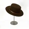 Cinturón de Cuero Estilo Francés Hebilla de Metal Sombrero de Lana de Copa Plana para Mujer, Otoño e Invierno Socialité Británica Retro Versátil Sombrero de Jazz de Ala Ancha